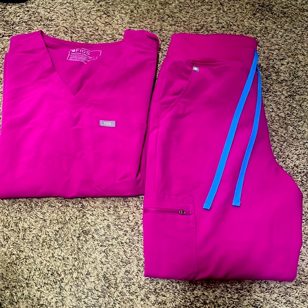 FIGS Scrubs-Womens